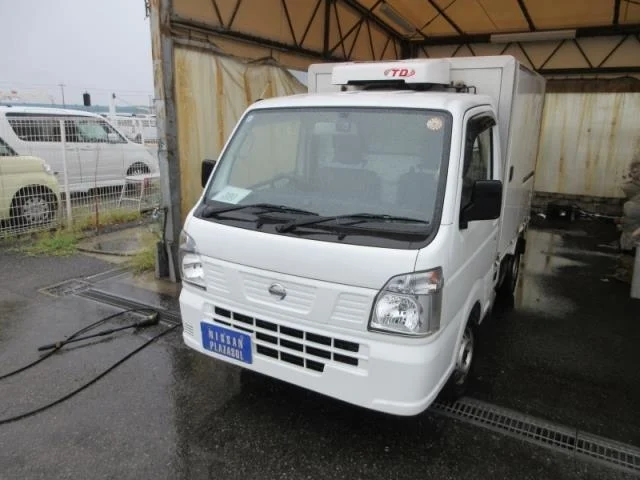 Nissan NT100 Clipper DR16T 2021